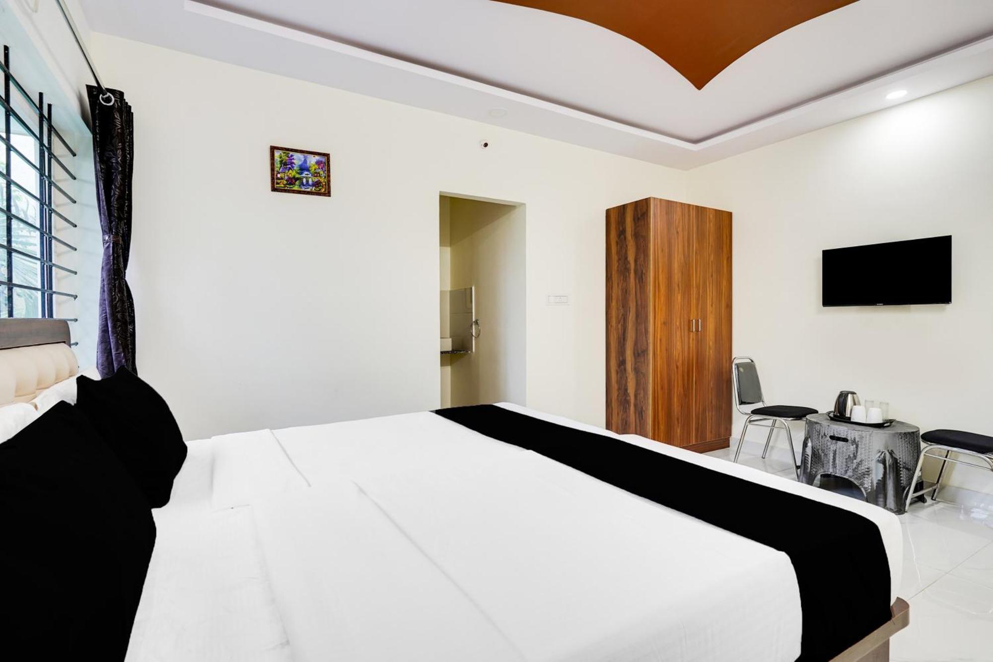 Townhouse Bidadi Formerly Royal Garuda Εξωτερικό φωτογραφία