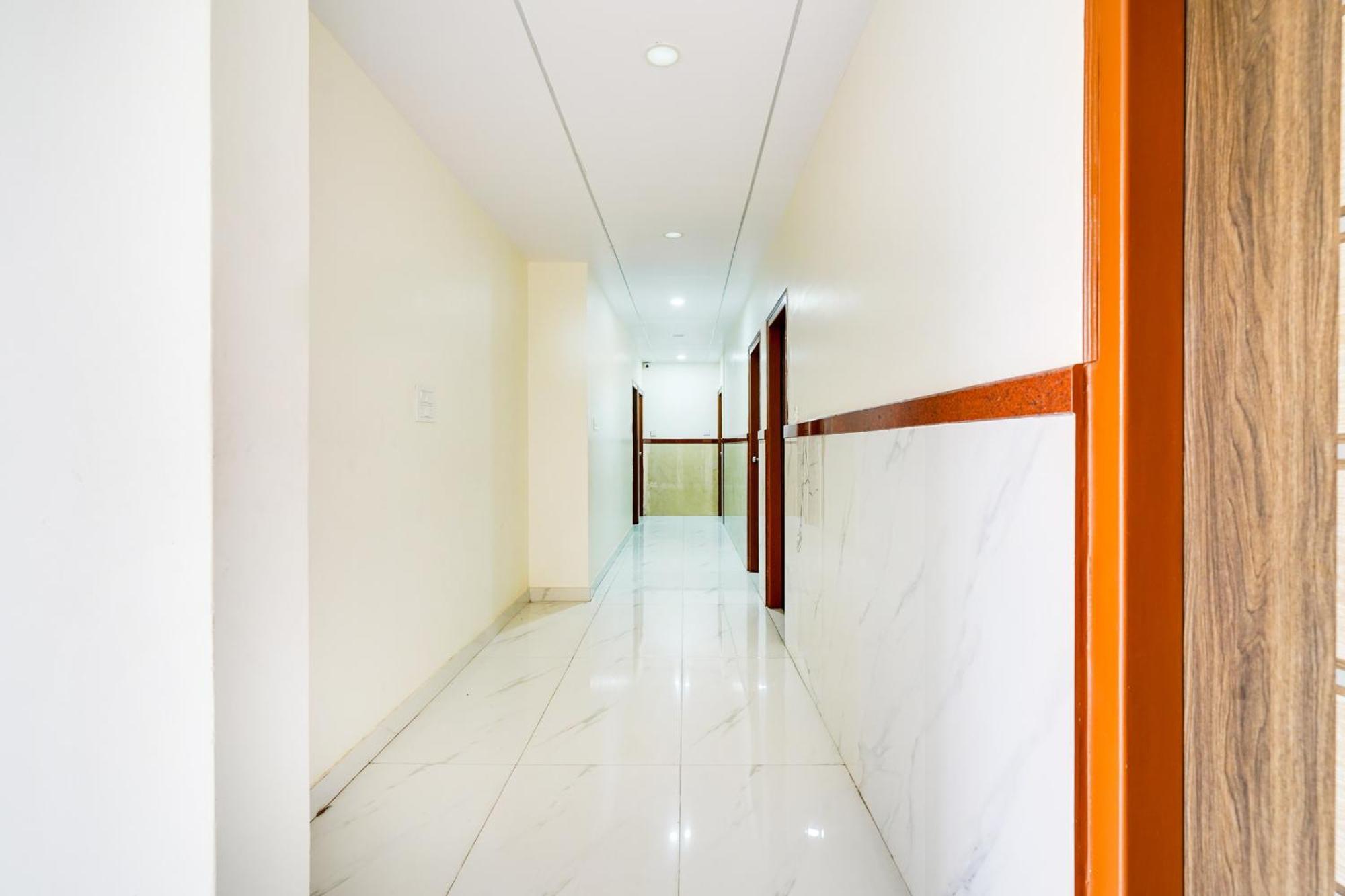 Townhouse Bidadi Formerly Royal Garuda Εξωτερικό φωτογραφία