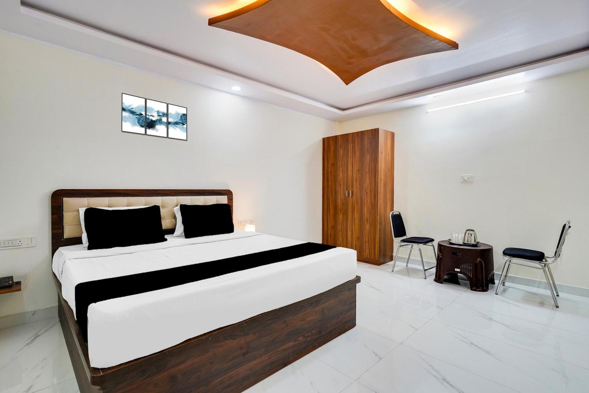 Townhouse Bidadi Formerly Royal Garuda Εξωτερικό φωτογραφία