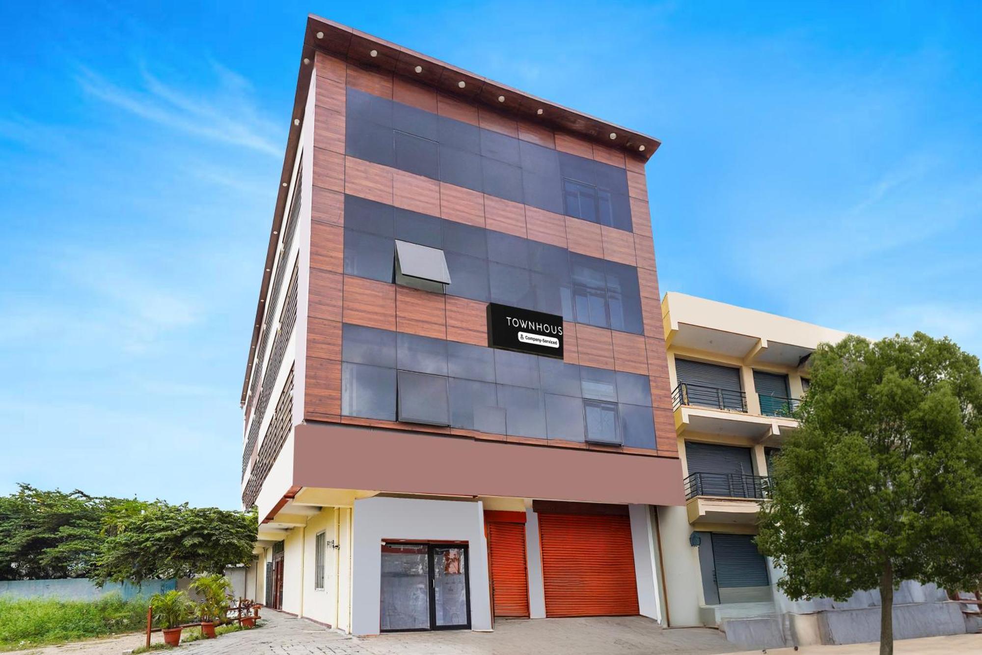 Townhouse Bidadi Formerly Royal Garuda Εξωτερικό φωτογραφία