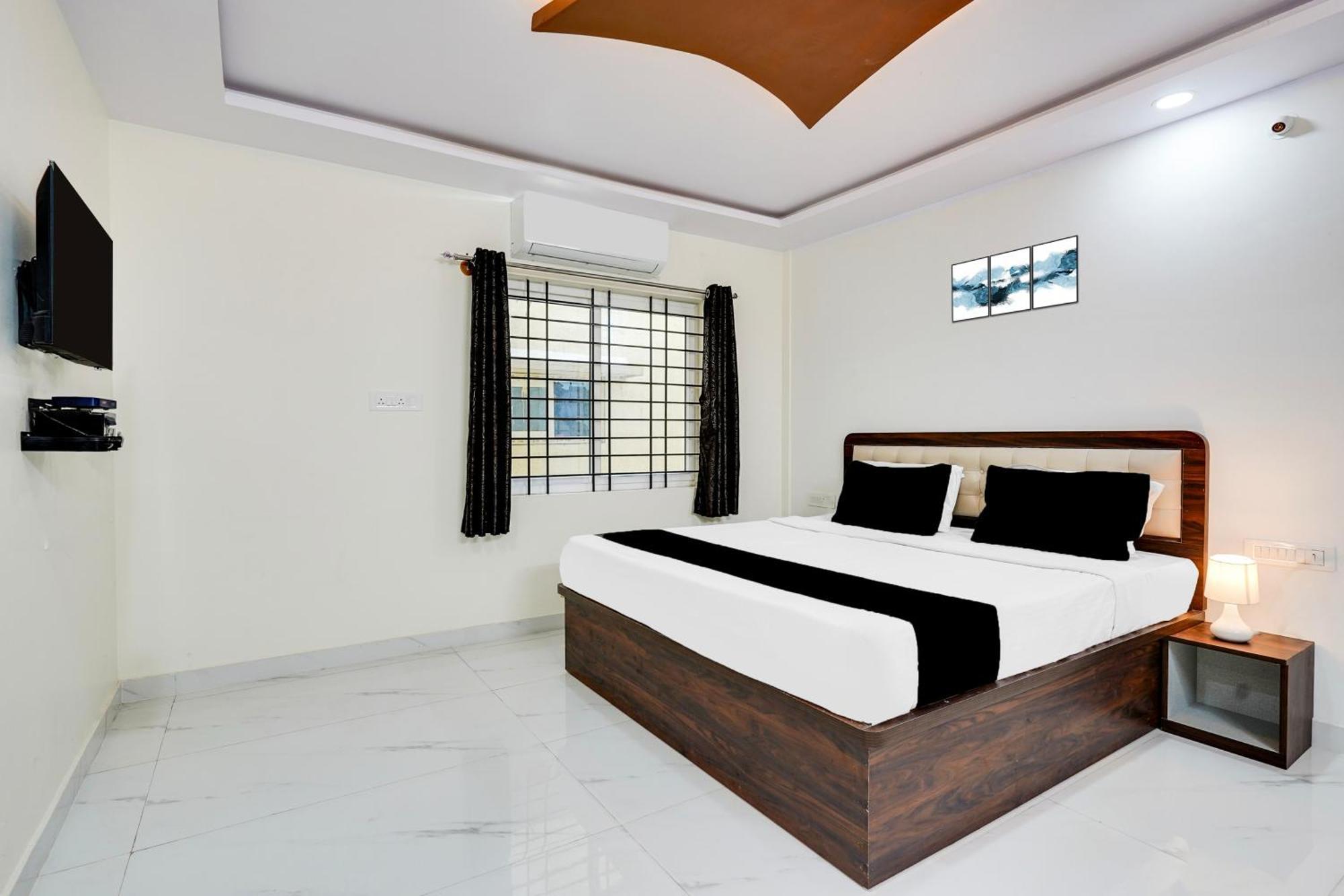 Townhouse Bidadi Formerly Royal Garuda Εξωτερικό φωτογραφία